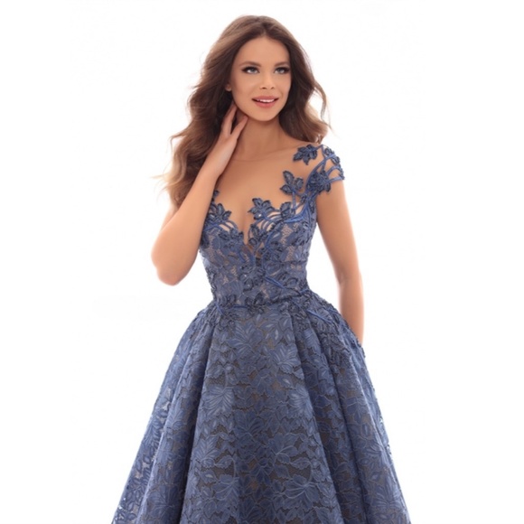 Tarik Ediz blue lace prom / evening dress / Gown - Picture 3 of 7